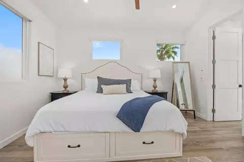 Bedroom - 554 556 Stratford Dr, Encinitas, CA 92024 photo 4 of 8