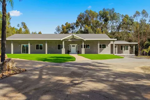 9965 Dunbar Ln, El Cajon, CA 92021