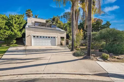 9190 Spice St, La Mesa, CA 91941