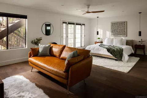 Bedroom - 698 Hygeia Ave, Encinitas, CA 92024 photo 1 of 5