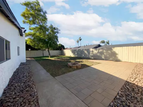 Exterior - 1494 Dumar Ave, El Cajon, CA 92019 photo 5 of 7