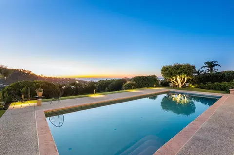 Exterior - 7846 Esterel Dr, La Jolla, CA 92037 photo 15 of 20