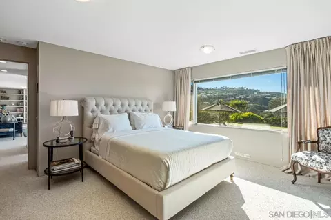 Bedroom - 7846 Esterel Dr, La Jolla, CA 92037 photo 9 of 9