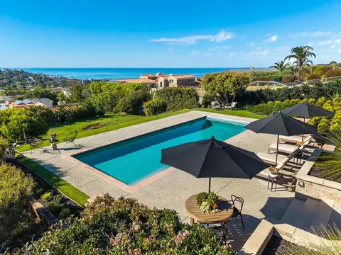 Exterior - 7846 Esterel Dr, La Jolla, CA 92037 photo 9 of 20