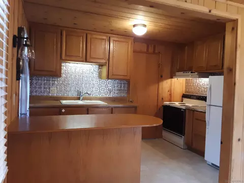 Kitchen - 2617 C St, Julian, CA 92036 photo 2 of 2