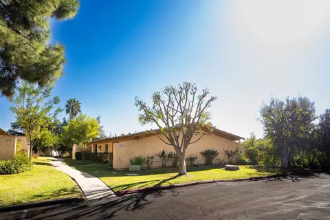 1221 Green Gdn #1, El Cajon, CA 92021