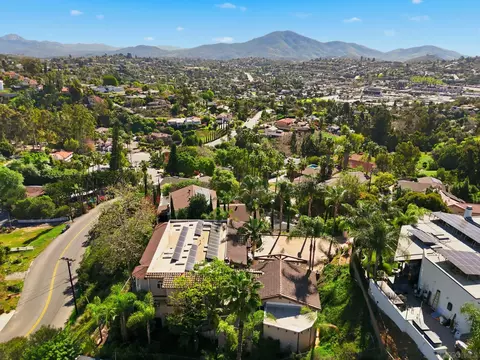 View/Area - 9610 Vista Del Sol, Spring Valley, CA 91977 photo 3 of 7