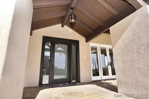 Entry Way - 9610 Vista Del Sol, Spring Valley, CA 91977 photo 1 of 3