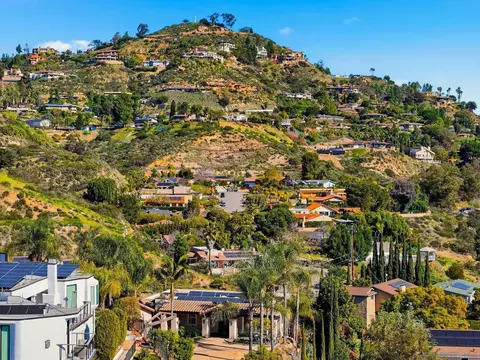 View/Area - 9610 Vista Del Sol, Spring Valley, CA 91977 photo 1 of 7