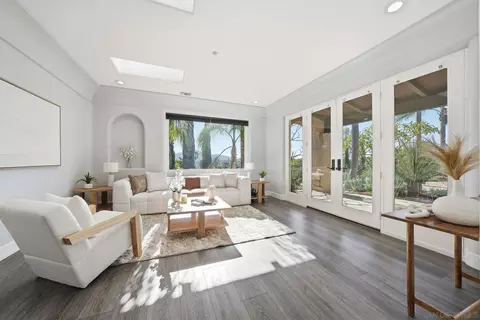Living - 9610 Vista Del Sol, Spring Valley, CA 91977 photo 1 of 11