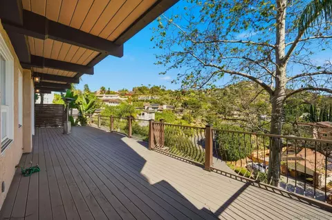 Exterior - 9610 Vista Del Sol, Spring Valley, CA 91977 photo 7 of 13