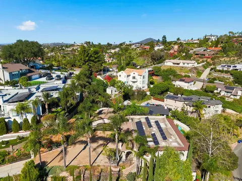 View/Area - 9610 Vista Del Sol, Spring Valley, CA 91977 photo 5 of 7