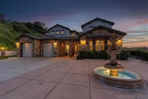Exterior - 310 Highland Oaks, Fallbrook, CA 92028 photo 9 of 10
