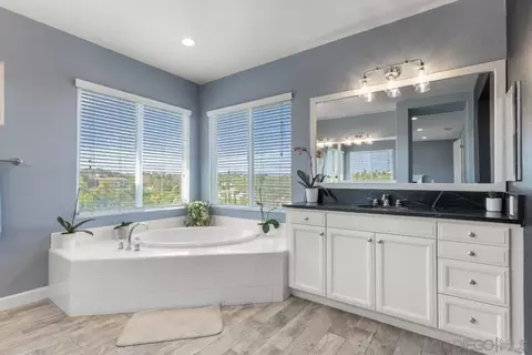 Bath - 310 Highland Oaks, Fallbrook, CA 92028 photo 1 of 4