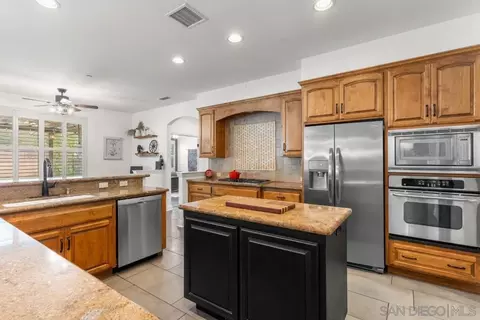 Kitchen - 1195 Via Encinos, Fallbrook, CA 92028 photo 1 of 4