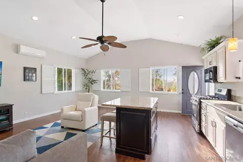 Kitchen - 1195 Via Encinos, Fallbrook, CA 92028 photo 4 of 4