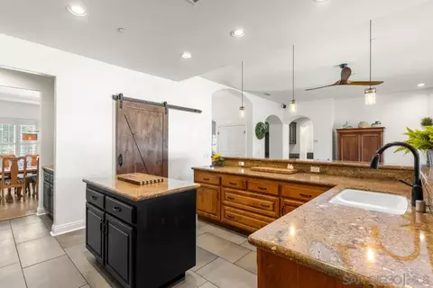 Kitchen - 1195 Via Encinos, Fallbrook, CA 92028 photo 3 of 4