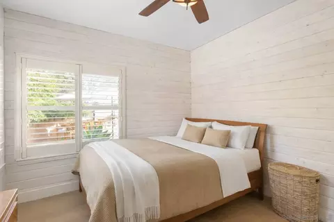 Bedroom - 1195 Via Encinos, Fallbrook, CA 92028 photo 3 of 7