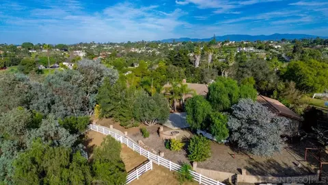 View/Area - 1195 Via Encinos, Fallbrook, CA 92028 photo 3 of 3
