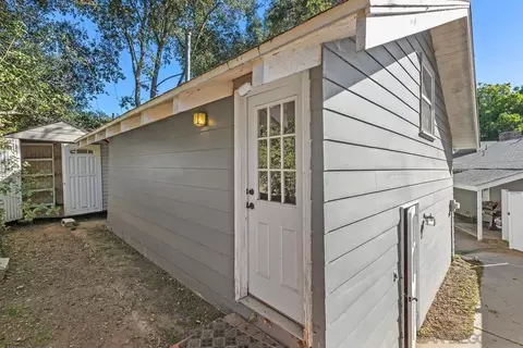 Exterior - 820 Cookie Ln, Fallbrook, CA 92028 photo 6 of 7