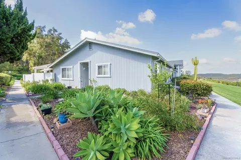 Exterior - 4382 Dowitcher Way, Oceanside, CA 92057 photo 6 of 10