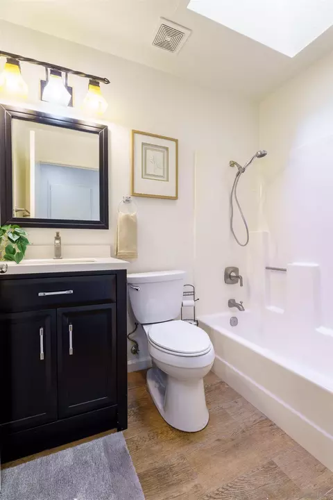 Bath - 4382 Dowitcher Way, Oceanside, CA 92057 photo 3 of 3