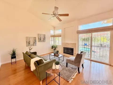 Living - 3605 Hidden Trail Dr, Jamul, CA 91935 photo 4 of 7