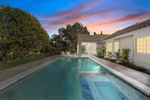Exterior - 17515 Circa Oriente, Rancho Santa Fe, CA 92067 photo 4 of 7