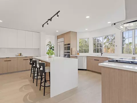 Kitchen - 17515 Circa Oriente, Rancho Santa Fe, CA 92067 photo 1 of 5