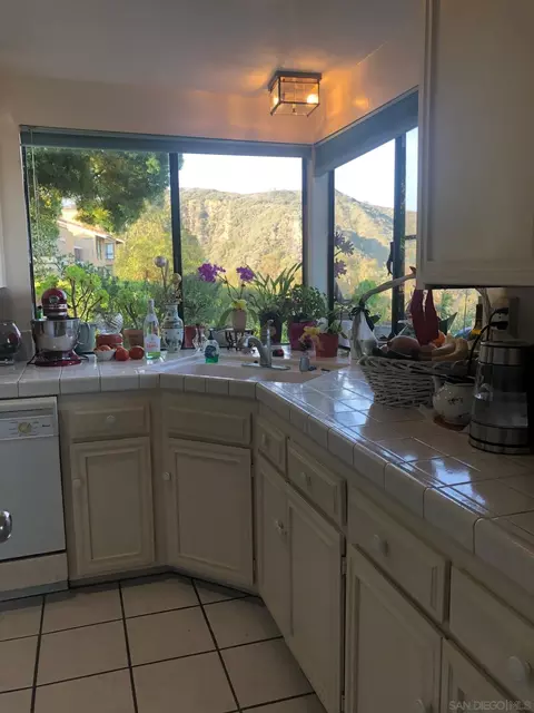 Kitchen - 6645 Caminito Scioto, La Jolla, CA 92037 photo 1 of 4