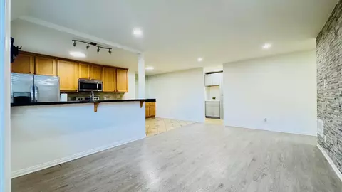 Living - 9860 Dale Ave #C12, Spring Valley, CA 91977 photo 3 of 3