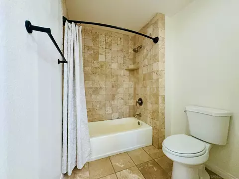 Bath - 9860 Dale Ave #C12, Spring Valley, CA 91977 photo 2 of 3