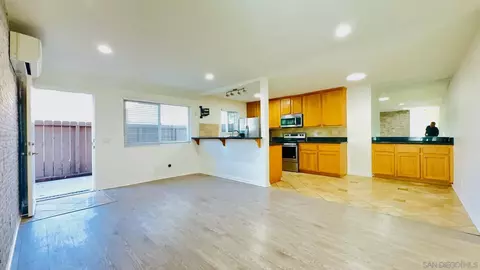 9860 Dale Ave #C12, Spring Valley, CA 91977