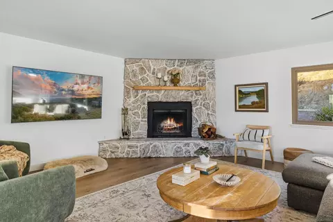 Living - 1259 Alpine Estates Pl, Alpine, CA 91901 photo 3 of 5