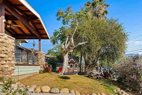 9750 Ivanho St, Spring Valley, CA 91977 photo 4