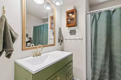 9750 Ivanho St, Spring Valley, CA 91977 photo 17