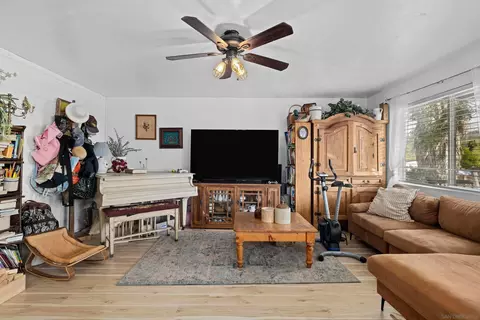 9750 Ivanho St, Spring Valley, CA 91977 photo 8