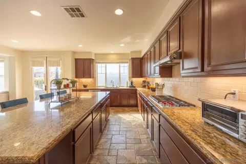 Kitchen - 3505 N Fork Ave, Carlsbad, CA 92010 photo 8 of 9