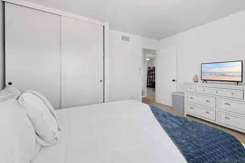 Bedroom - 9349 Nalini Ct, Santee, CA 92071 photo 6 of 8