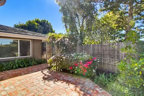 Exterior - 8635 Cliffridge Ave, La Jolla, CA 92037 photo 7 of 10
