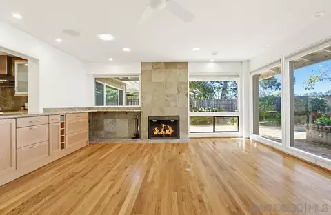 Living - 8635 Cliffridge Ave, La Jolla, CA 92037 photo 6 of 7