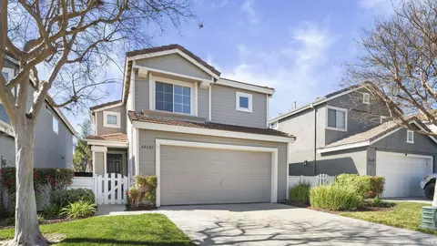 44681 Arbor Ln, Temecula, CA 92592 photo 2