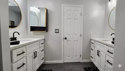 Bath - 8587 Alpine Ave, La Mesa, CA 91941 photo 2 of 2