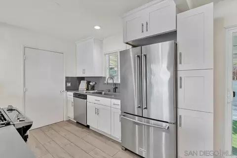 Kitchen - 4040 Apore St, La Mesa, CA 91941 photo 4 of 5