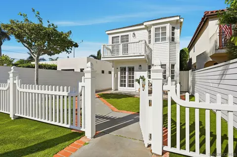 Exterior - 868 A Ave, Coronado, CA 92118 photo 3 of 10