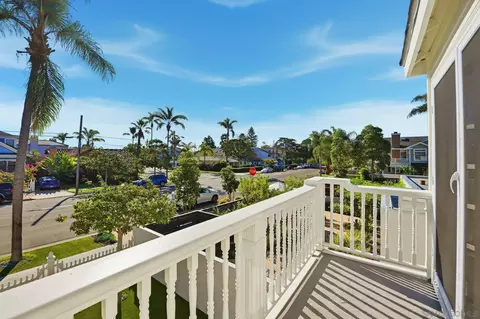 Exterior - 868 A Ave, Coronado, CA 92118 photo 5 of 10
