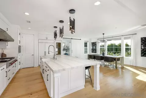 Kitchen - 664 Sea Ridge Ct, Encinitas, CA 92024 photo 4 of 4