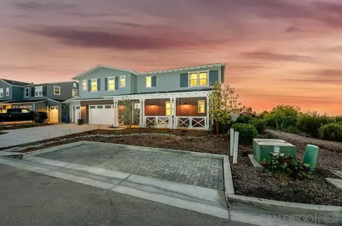 Exterior - 664 Sea Ridge Ct, Encinitas, CA 92024 photo 7 of 15
