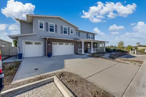 Exterior - 664 Sea Ridge Ct, Encinitas, CA 92024 photo 13 of 15