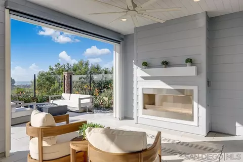 Exterior - 664 Sea Ridge Ct, Encinitas, CA 92024 photo 11 of 15